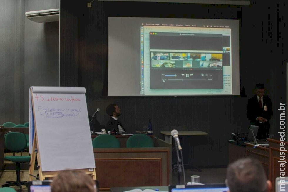 Réu é condenado a mais de 30 anos de prisão por matar jovem com 20 tiros