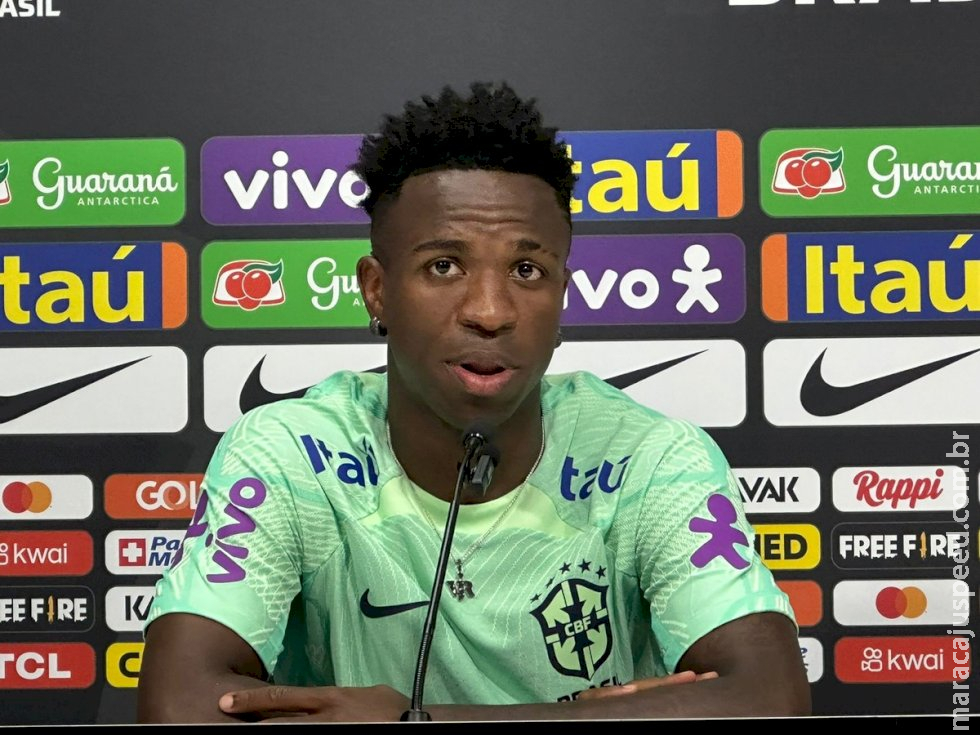Vini Jr faz pronunciamento e diz que vai lutar contra o racismo "por todos que sofrem e não têm voz" Vini Jr faz pronunciamento e diz que vai lutar contra o racismo "por todos que sofrem e não têm voz"