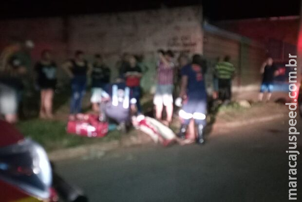 Acidente de trânsito termina em briga e dois são feridos a golpes de facão em Campo Grande Acidente de trânsito termina em briga e dois são feridos a golpes de facão em Campo Grande