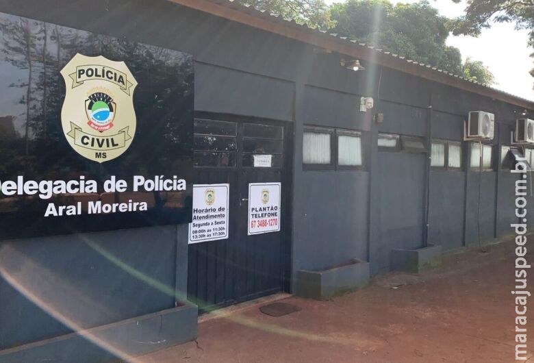 Adolescente é apreendido após ameaçar de morte a irmã socioafetiva e namorada Adolescente é apreendido após ameaçar de morte a irmã socioafetiva e namorada