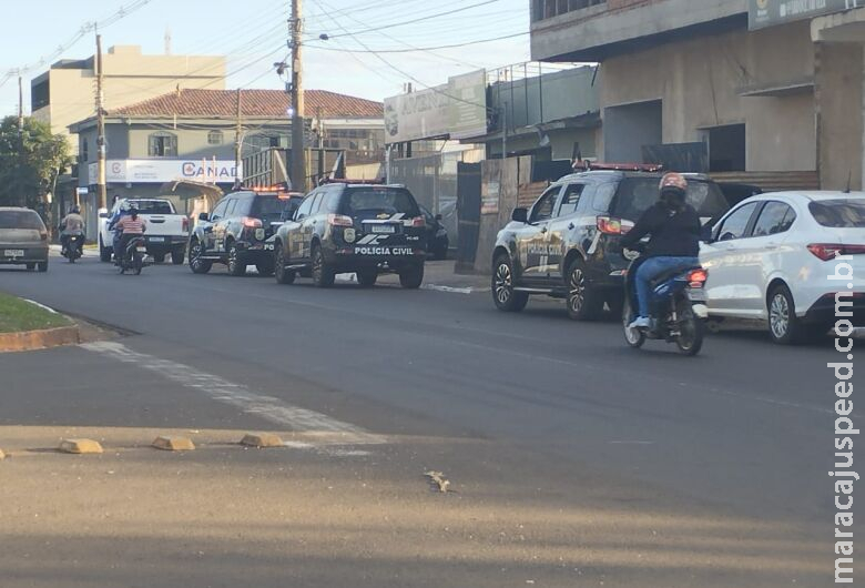 Após dois anos de investigação, servidores do Detran são afastados e polícia cumpre mandados