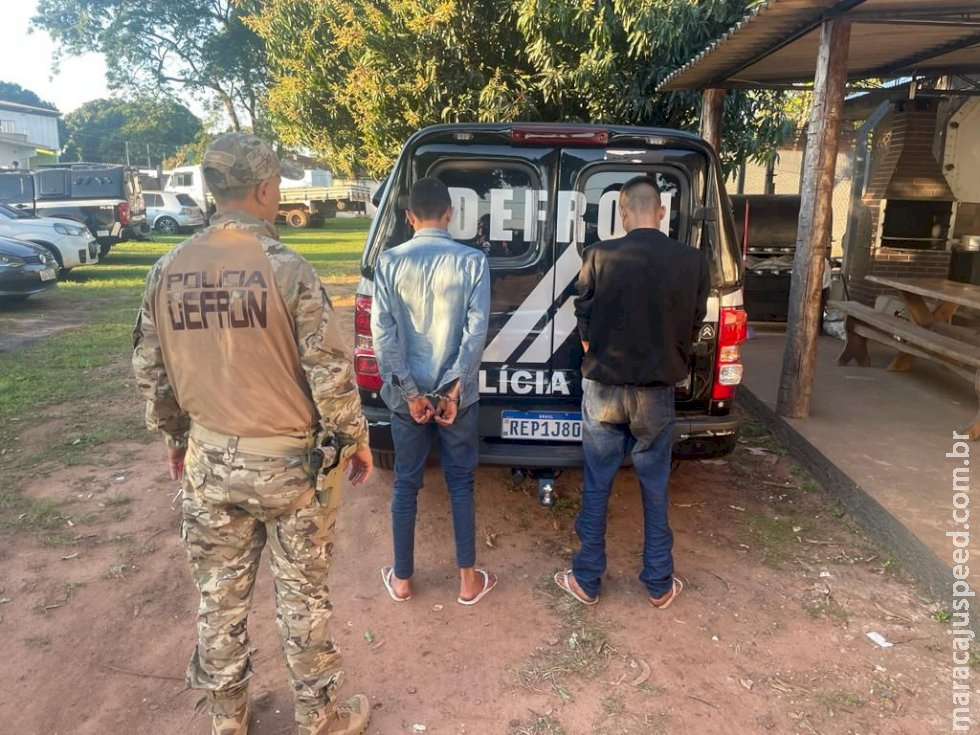 Defron recupera veículo roubado na Bahia e prende dois homens em Caarapó Defron recupera veículo roubado na Bahia e prende dois homens em Caarapó