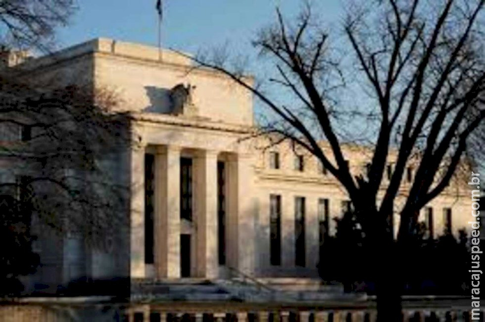 EUA voltam a subir os juros e taxa atinge maior nível em 22 anos 
