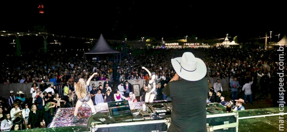 Jateí comemora sucesso de público de 100 mil pessoas na sua 46ª Festa da Fogueira