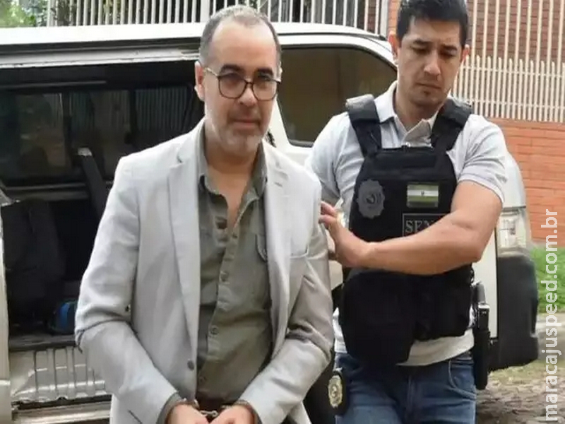 Juiz autoriza marido de promotora a usar computador com internet na cadeia