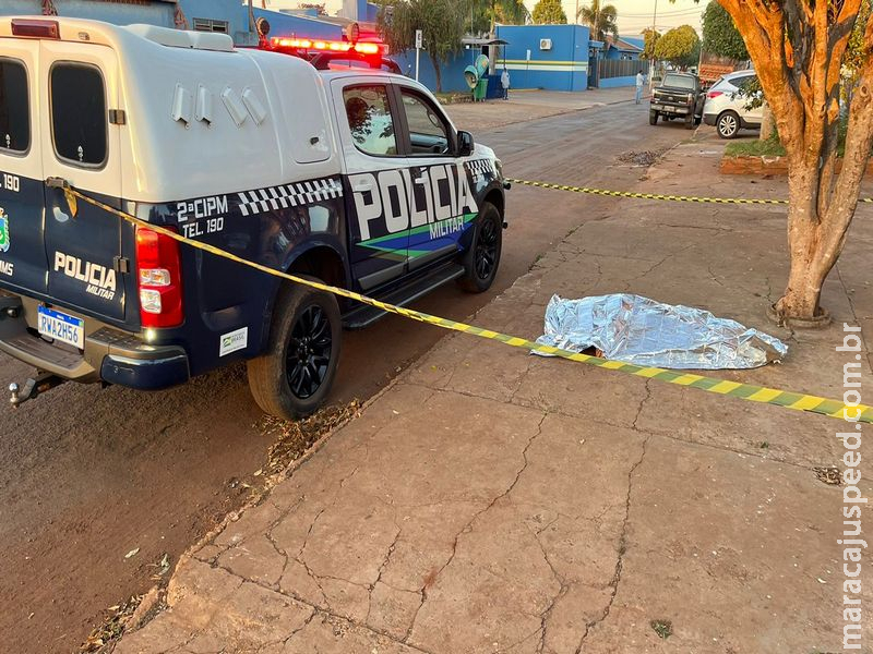 Maracaju: Homem assassinado a golpe de faca é identificado como sendo Alex S. Servim (33) Maracaju: Homem assassinado a golpe de faca é identificado como sendo Alex S. Servim (33)