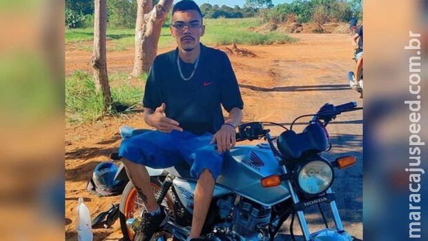 Mecânico morre em hospital após ser esfaqueado na saída do trabalho em Coxim Mecânico morre em hospital após ser esfaqueado na saída do trabalho em Coxim