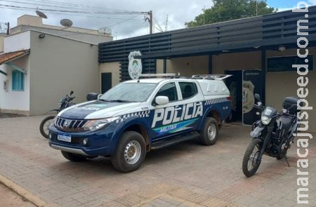 Mulher é agredida com garrafada na cabeça e tem bolsa roubada em Bonito Mulher é agredida com garrafada na cabeça e tem bolsa roubada em Bonito