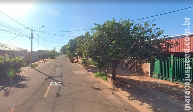 Mulher sente cheiro estranho e descobre corpo de vizinha em decomposição no Caiobá Mulher sente cheiro estranho e descobre corpo de vizinha em decomposição no Caiobá