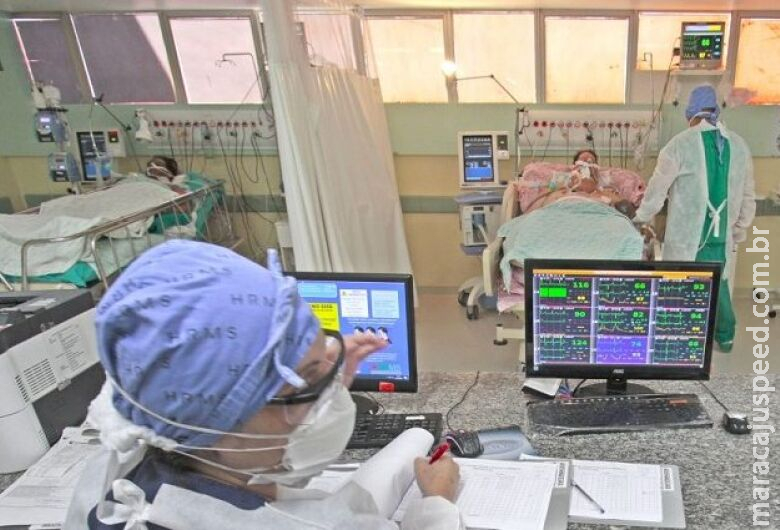 PL prevê contagem em dobro do tempo de trabalho de servidores civis da saúde que atuaram na pandemia