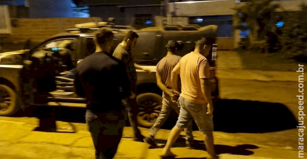 Polícia Civil prende pai acusado de estuprar de 3 filhas em Caarapó Polícia Civil prende pai acusado de estuprar de 3 filhas em Caarapó