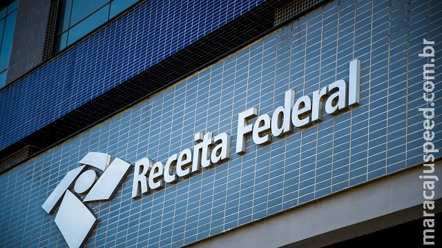 Receita paga terceiro lote de restituição do Imposto de Renda Receita paga terceiro lote de restituição do Imposto de Renda