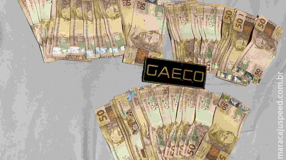 Servidores de Caarapó são alvos de operação por desvio de R$ 2 milhões em impostos arrecadados Servidores de Caarapó são alvos de operação por desvio de R$ 2 milhões em impostos arrecadados
