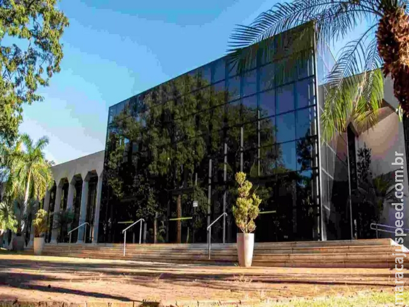 TCE-MS aponta irregularidades e suspende licitação de R$ 1,3 milhão de São Gabriel do Oeste TCE-MS aponta irregularidades e suspende licitação de R$ 1,3 milhão de São Gabriel do Oeste