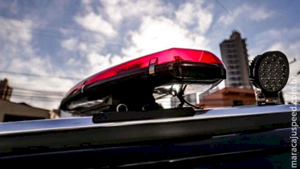 Adolescente pula de carro de aplicativo para escapar de estupro Adolescente pula de carro de aplicativo para escapar de estupro