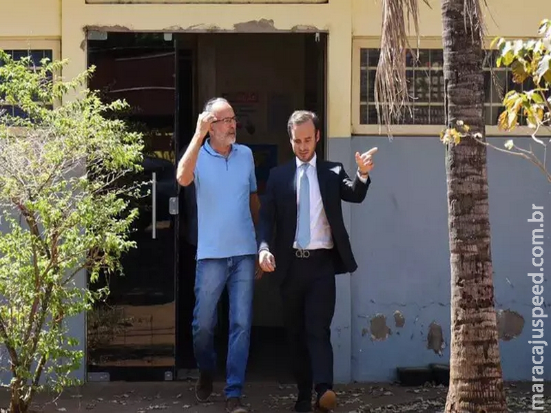 Alvo de operação, ex-prefeito preso com munições é liberado após pagar fiança Alvo de operação, ex-prefeito preso com munições é liberado após pagar fiança
