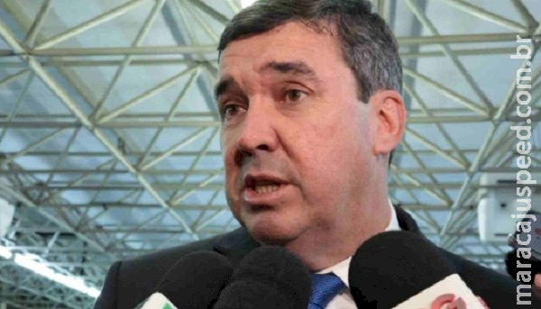 Após visita a universidade, Riedel volta aos EUA para participar de evento de líderes