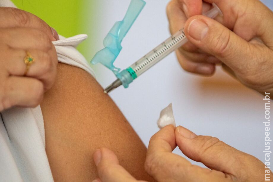 Brasil atinge em 2021 menor cobertura vacinal em 20 anos 