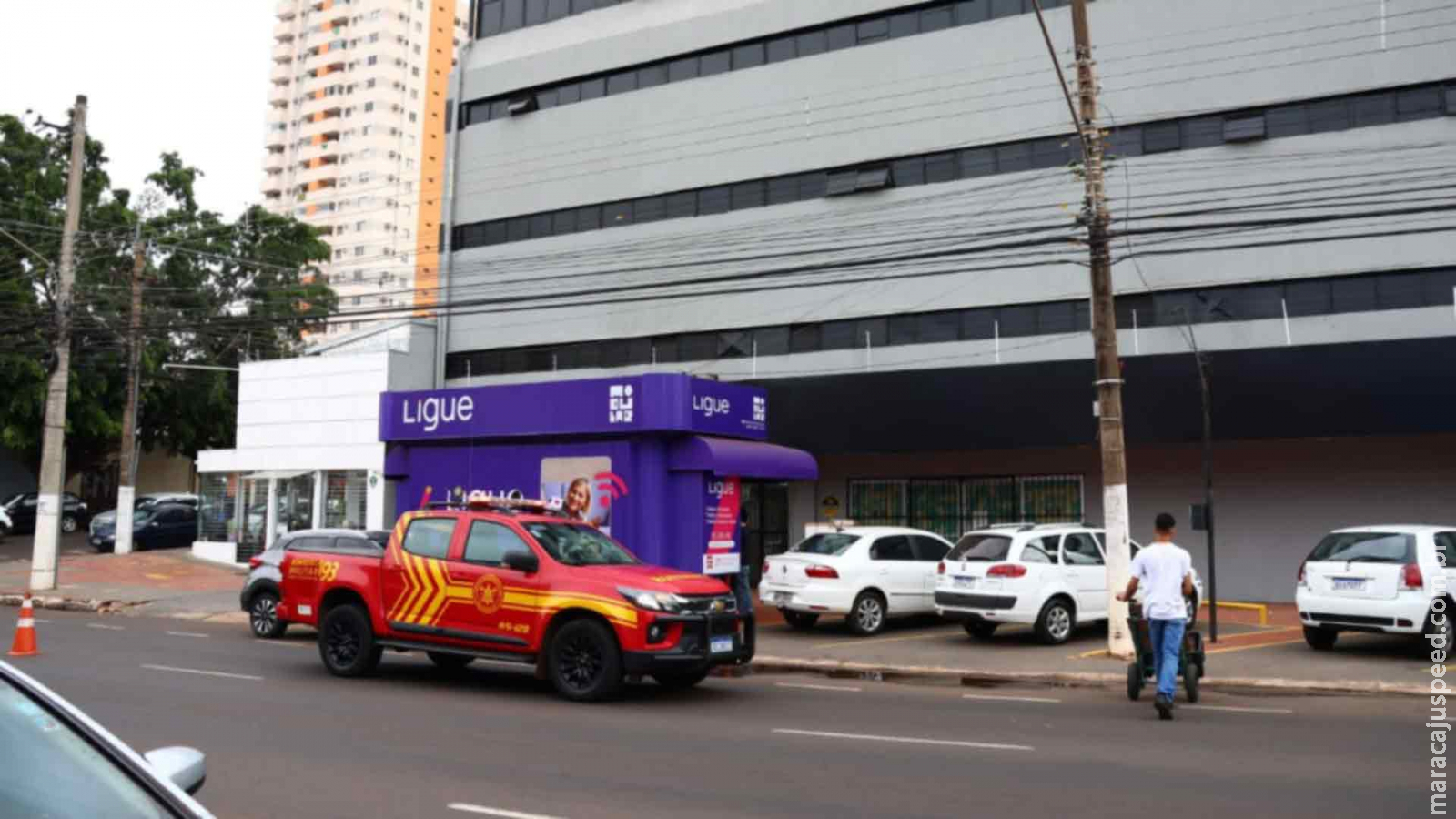 Cigarro aciona alarme de incêndio e mobiliza Corpo de Bombeiros em shopping de Campo Grande