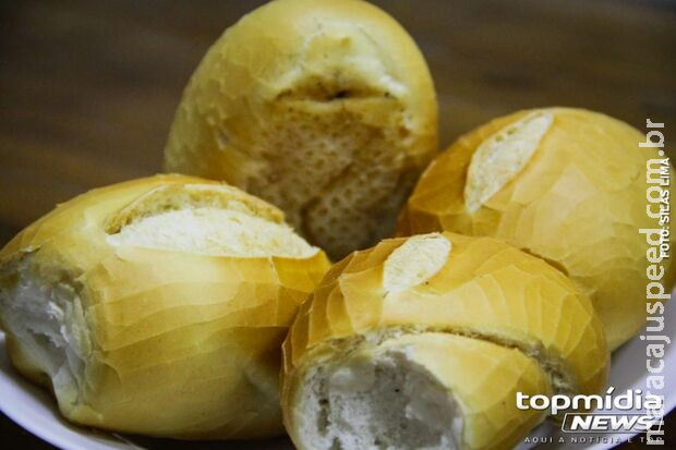 Diretor da PED é acusado de desviar pão de presos para alimentar galinhas em chácara