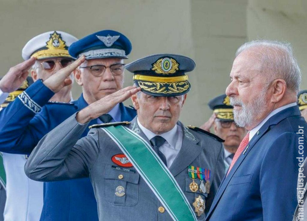 Governo Lula recua e PEC que impede candidaturas de militares da ativa não deve valer para 2024 Governo Lula recua e PEC que impede candidaturas de militares da ativa não deve valer para 2024