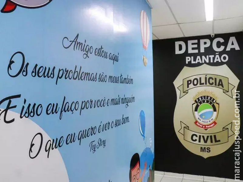 Menina se corta em escola e revela ser estuprada por vizinho Menina se corta em escola e revela ser estuprada por vizinho
