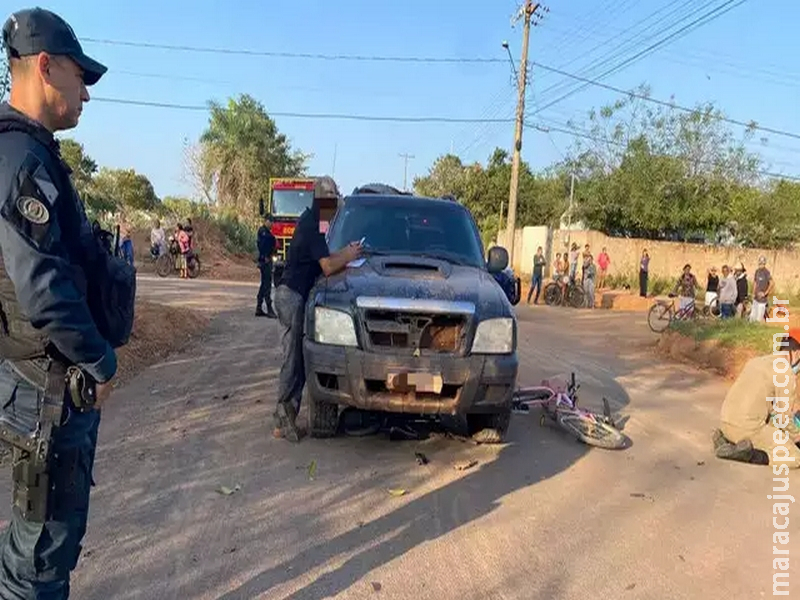 Menino de 6 anos é socorrido inconsciente após ser atropelado por caminhonete Menino de 6 anos é socorrido inconsciente após ser atropelado por caminhonete
