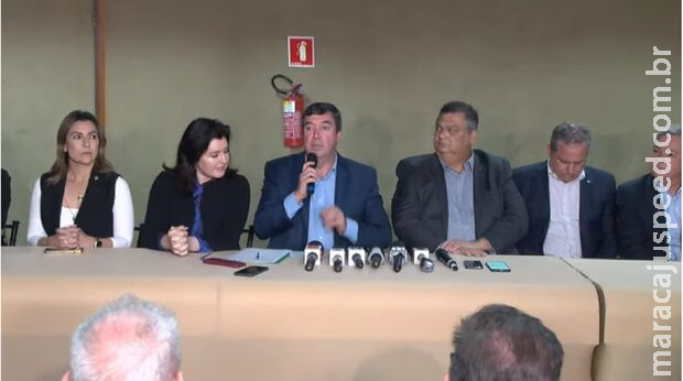 Ministros Flávio Dino e Simone Tebet entregam recursos e viaturas do governo Lula ao MS Ministros Flávio Dino e Simone Tebet entregam recursos e viaturas do governo Lula ao MS
