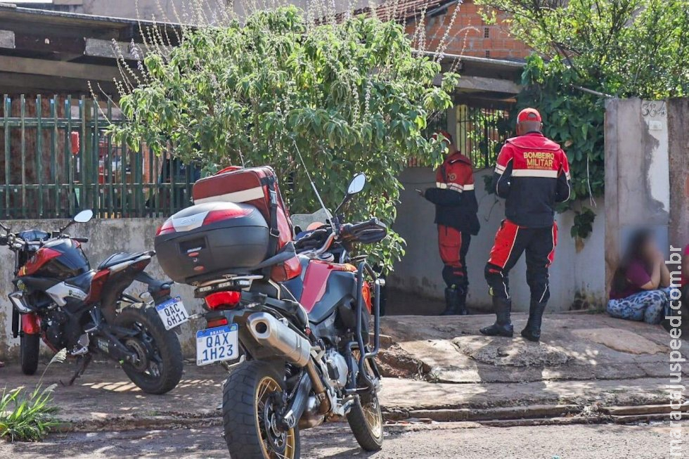 Morador de 55 anos é encontrado morto envolto em sangue em casa