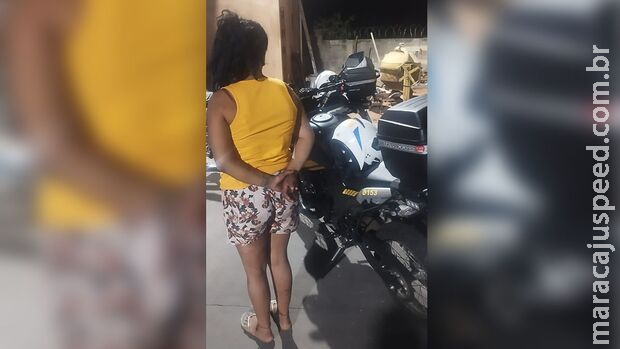 Mulher que detonou tornozeleira eletrônica é presa em praça de Campo Grande Mulher que detonou tornozeleira eletrônica é presa em praça de Campo Grande