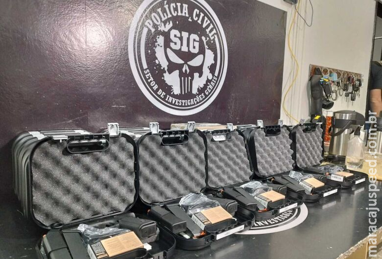 Policiais do SIG recebem pistolas e carregadores Policiais do SIG recebem pistolas e carregadores