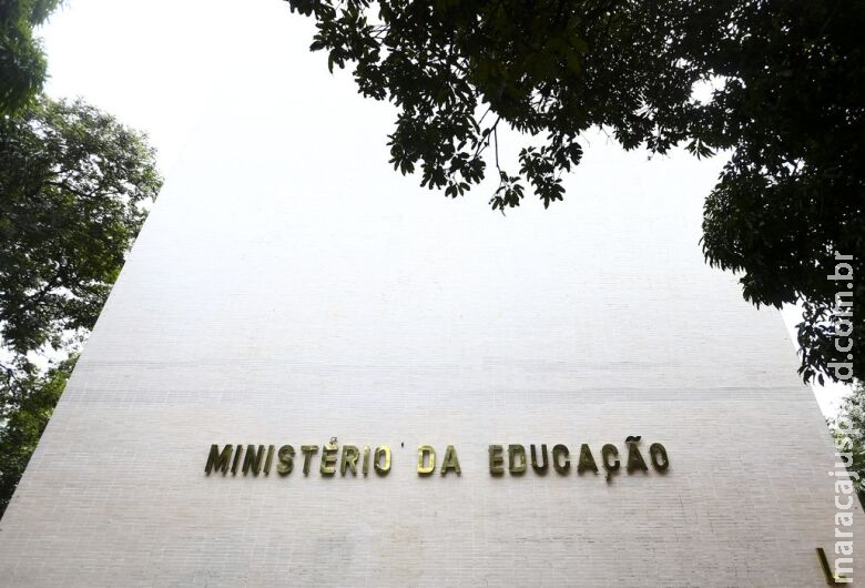 Prazo de adesão ao Programa Escola em Tempo Integral termina amanhã Prazo de adesão ao Programa Escola em Tempo Integral termina amanhã