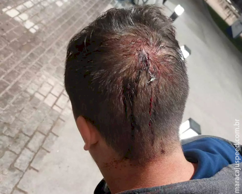 “Achei que iam me dar facada e me matar”, diz motorista que foi roubado “Achei que iam me dar facada e me matar”, diz motorista que foi roubado