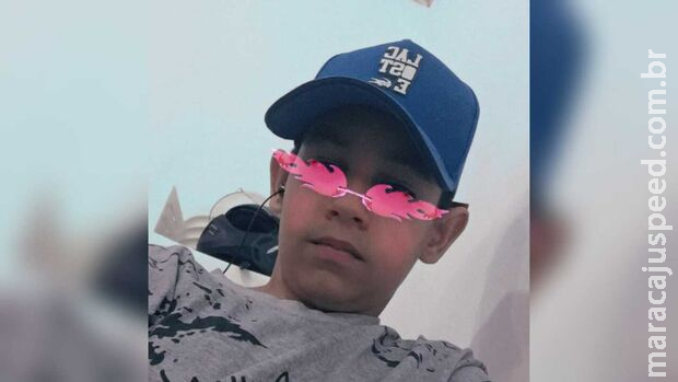 Adolescente que estava em carro que acertou muro morre na Santa Casa