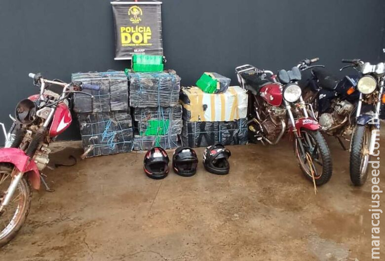 Adolescentes são flagrados transportando 400 quilos de maconha em motos Adolescentes são flagrados transportando 400 quilos de maconha em motos