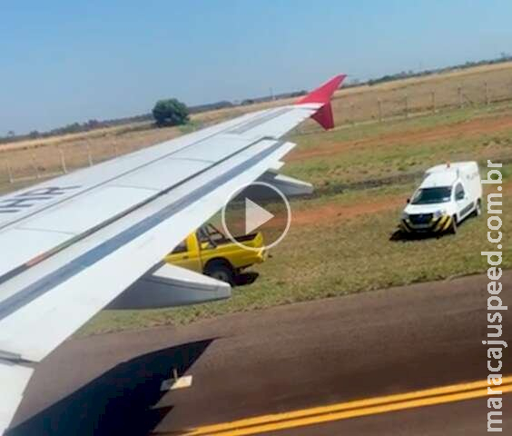Avião quebra durante decolagem e deixa passageiros na mão