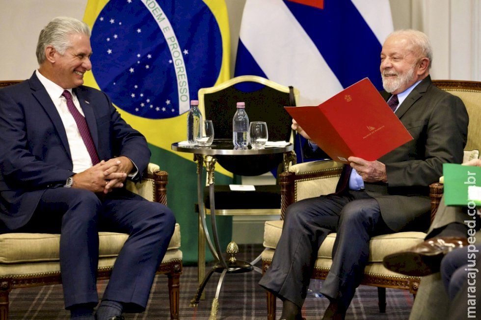 Brasil e Cuba assinam acordo de troca de informações uma semana antes de viagem de Lula ao país Brasil e Cuba assinam acordo de troca de informações uma semana antes de viagem de Lula ao país