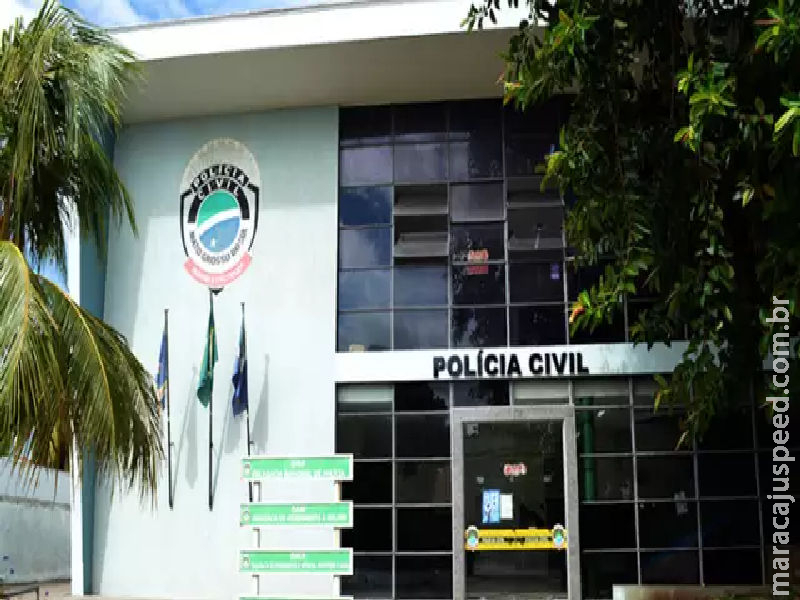 Corpo em decomposição é encontrado em terreno baldio Corpo em decomposição é encontrado em terreno baldio