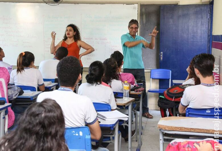 Crianças com deficiência poderão ter prioridade em matrículas nas escolas públicas Crianças com deficiência poderão ter prioridade em matrículas nas escolas públicas