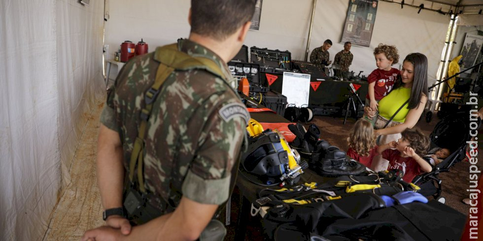 Exposição da Semana da Pátria é aberta ao público em Brasília