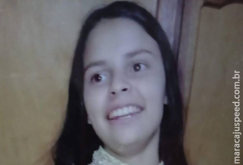 Familiares e polícia procuram adolescente desaparecida na fronteira Familiares e polícia procuram adolescente desaparecida na fronteira