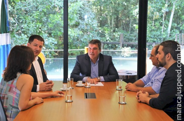 Governador se compromete em atender demandas para valorizar os médicos-veterinários no Estado