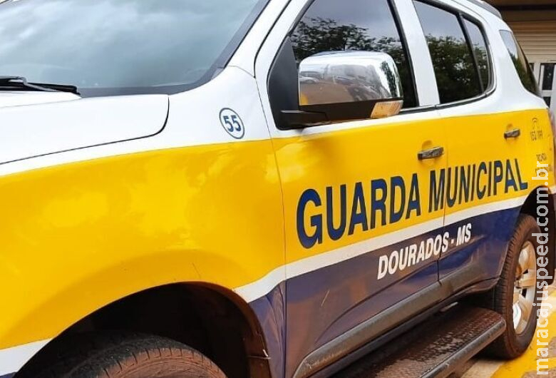 Homem é preso acusado de furtar fios em estação de tratamento de esgoto Homem é preso acusado de furtar fios em estação de tratamento de esgoto