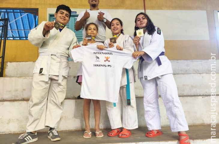 Judocas de programa esportivo escolar do Governo se destacam no Campeonato Estadual Judocas de programa esportivo escolar do Governo se destacam no Campeonato Estadual