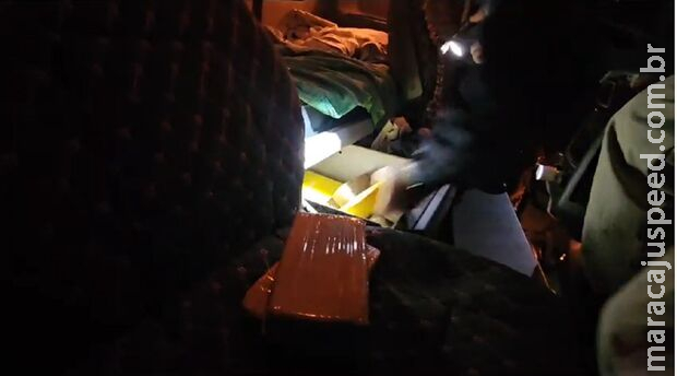 Motorista esconde 47 Kg de cocaína em caminhão de gás em MS Motorista esconde 47 Kg de cocaína em caminhão de gás em MS