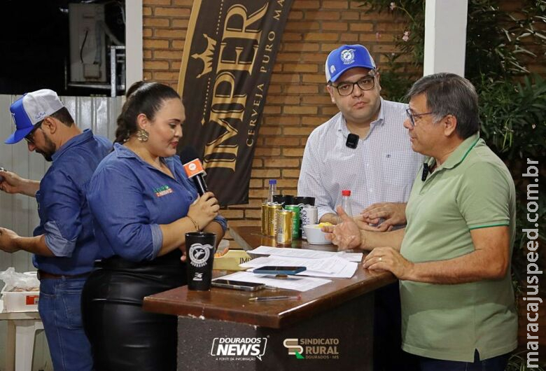 Os policiais militares rodoviários constataram ainda que o veículo possuía registro de furto ou roubo. Os policiais militares rodoviários constataram ainda que o veículo possuía registro de furto ou roubo.