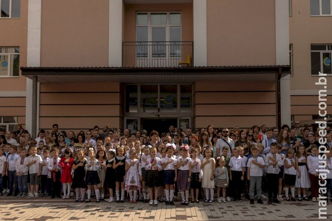 Polícia da Ucrânia emite alerta para bombas em escolas de Kiev Polícia da Ucrânia emite alerta para bombas em escolas de Kiev