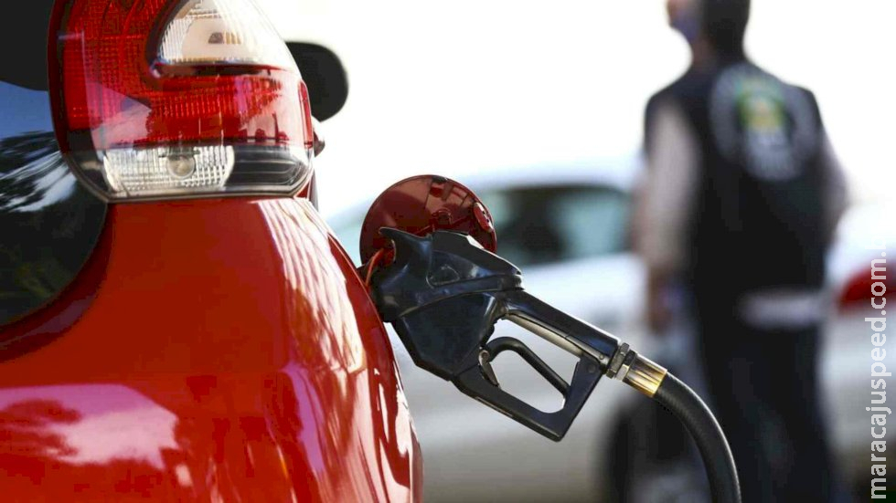 Preço do etanol cai em 18 Estados e no DF, sobe em 6 e fica estável em 2, diz ANP Preço do etanol cai em 18 Estados e no DF, sobe em 6 e fica estável em 2, diz ANP