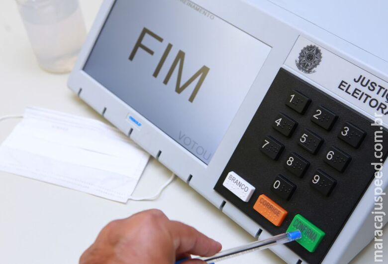 Testes de segurança de urnas eletrônicas começam em novembro Testes de segurança de urnas eletrônicas começam em novembro