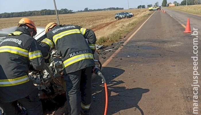 Vendedor de 25 anos morre em acidente entre Amambai e Ponta Porã Vendedor de 25 anos morre em acidente entre Amambai e Ponta Porã
